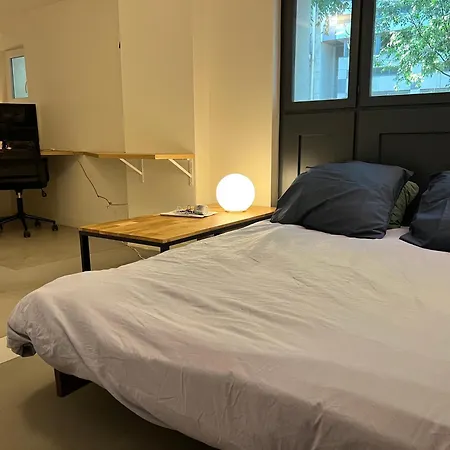Urban Retreat In Parigi